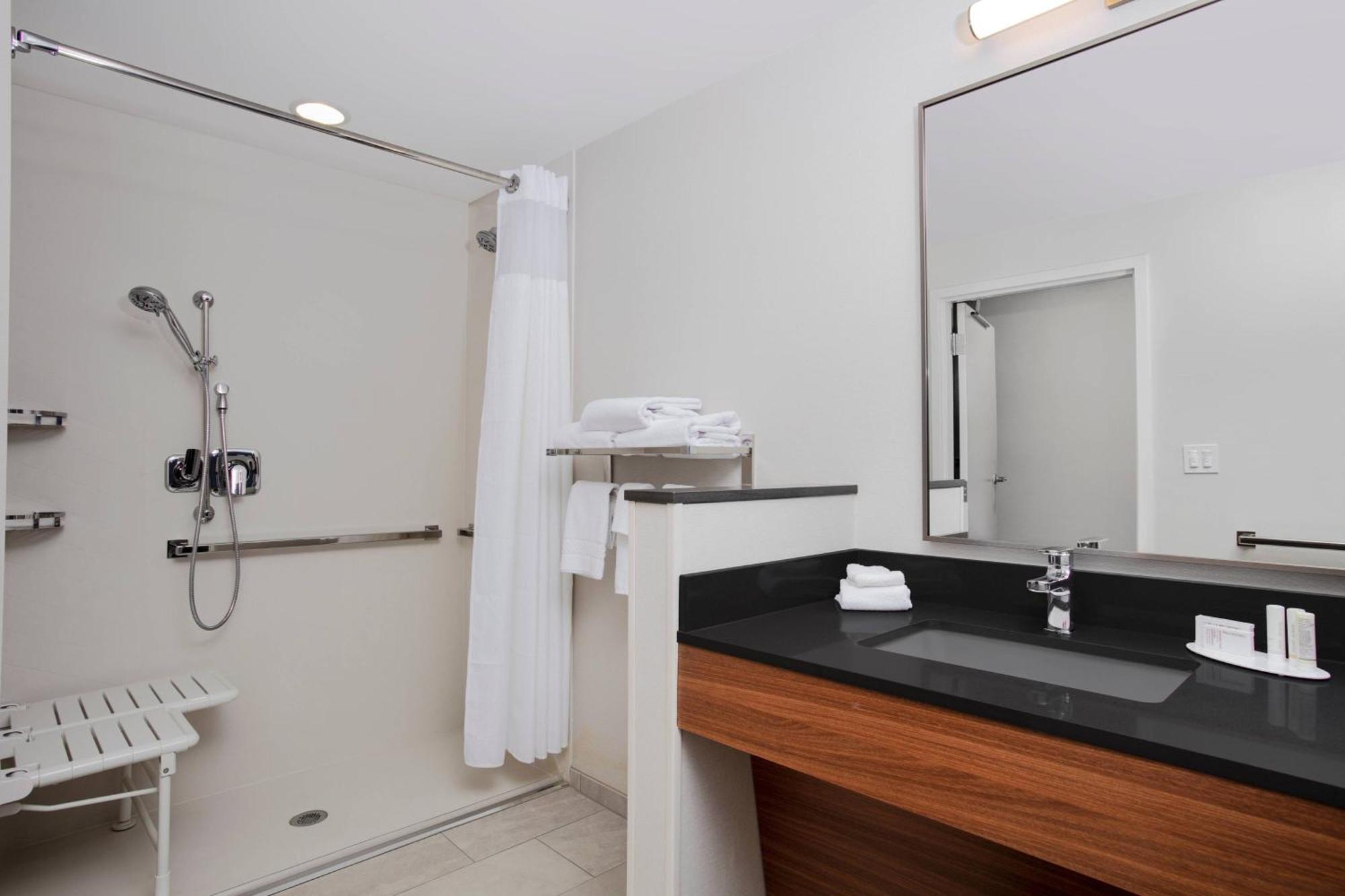 Fairfield By Marriott Inn & Suites Lebanon Near Expo Center 외부 사진